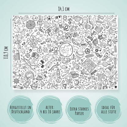 Zwei Kinder beugen sich mit Lupen und Stiften über die riesige Papier-Tischdecke und entdecken spielerisch die verschiedenen Kontinente