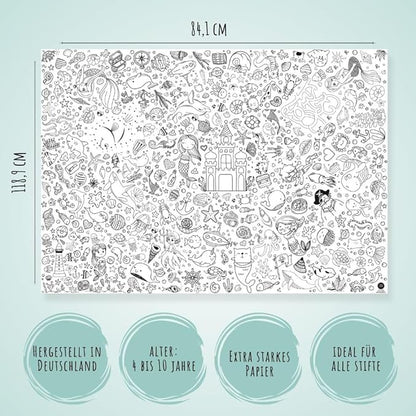 Kinder beschäftigen sich gemeinsam beim Ausmalen der Unterwasser-Tischdecke auf einer Party.